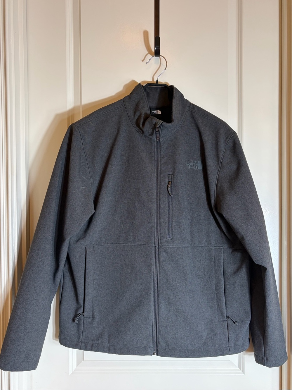 The North Face Men's Lightweight Full-Zip Jacket - Charcoal Gray